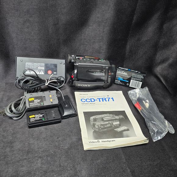 SONY Video Camera Recorder CCD-TRV91 Camcorder Charger Batteries & Videotape - Picture 9 of 16